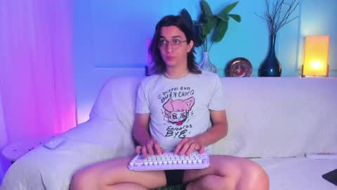 Snapshot of keita_moon chatting on 18, 5, 2026 Keita moon online show from 18, 5, 2026