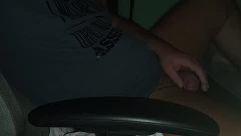 Snapshot of keite98 chatting on 5, 10, 2025 keite98 online show from 5, 10, 2025