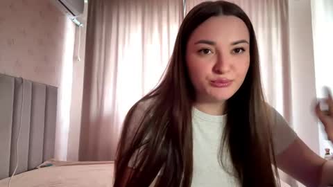 Molly online show from 14, 4, 2026