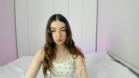 Snapshot of kelly_sallazar chatting on 8, 5, 2026 kelly_sallazar online show from 8, 5, 2026