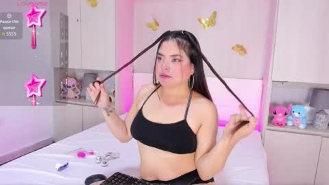 Snapshot of kellykallahan chatting on 26, 2, 2026 KELLY online show from 26, 2, 2026