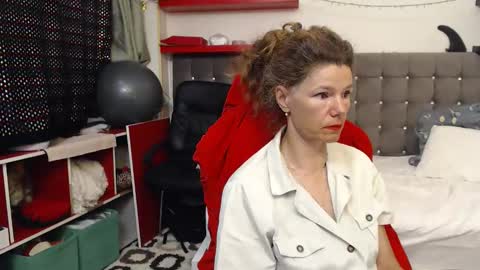 kelly online show from 15, 9, 2025