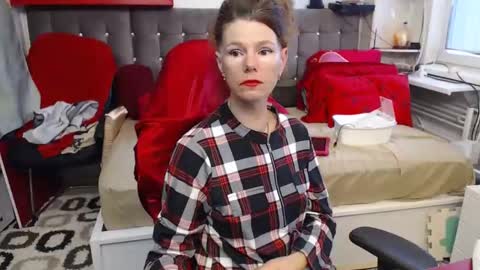 kelly online show from 6, 10, 2025