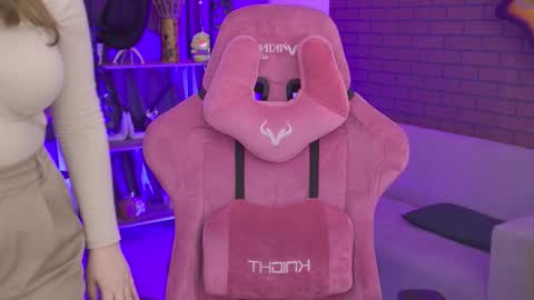 Snapshot of kellypoter chatting on 4, 2, 2026 kelly online show from 4, 2, 2026