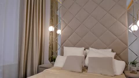 kellyy_bern online show from 30, 9, 2025