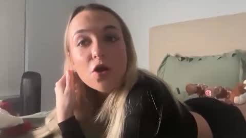 Snapshot of kelseyblu chatting on 16, 2, 2026 Kelsey Blu online show from 16, 2, 2026