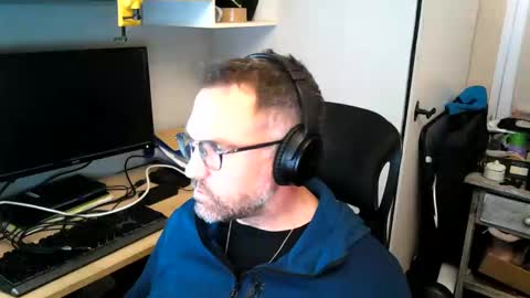 Snapshot of kelvin06133 chatting on 15, 12, 2024 kelvin06133 online show from 15, 12, 2024