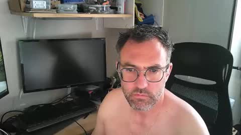 Snapshot of kelvin06133 chatting on 30, 4, 2026 kelvin06133 online show from 30, 4, 2026