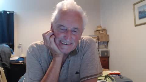 Snapshot of kencollingwood chatting on 1, 2, 2025 Ken online show from 1, 2, 2025