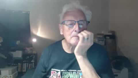 Snapshot of kencollingwood chatting on 11, 10, 2025 Ken online show from 11, 10, 2025