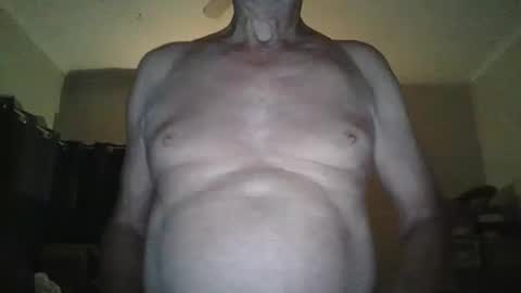 Snapshot of kencollingwood chatting on 16, 4, 2026 Ken online show from 16, 4, 2026