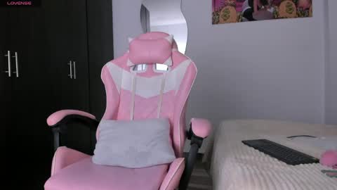 Snapshot of kendal_hot1 chatting on 18, 4, 2026 Aleja3 online show from 18, 4, 2026