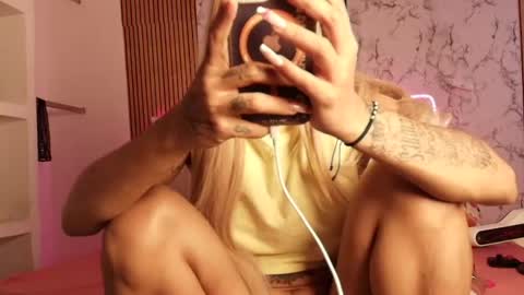Snapshot of kendalkith_hot chatting on 14, 7, 2026 kendalkith_hot online show from 14, 7, 2026