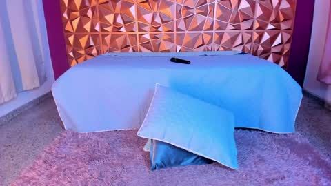 Snapshot of kendall23_ chatting on 31, 12, 2024 Kendall online show from 31, 12, 2024