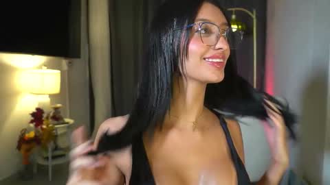 Andrea online show from 1, 12, 2025