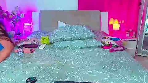 Snapshot of kendra_love31 chatting on 7, 7, 2026 kendra_love31 online show from 7, 7, 2026