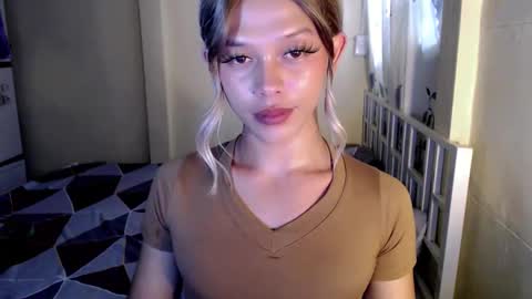 Snapshot of kendra_lunaxx chatting on 5, 6, 2026 kendra_lunaxx online show from 5, 6, 2026