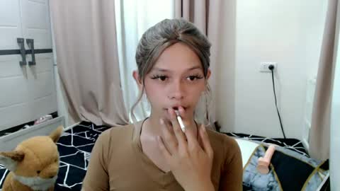 kendra_lunaxx online show from 4, 7, 2026