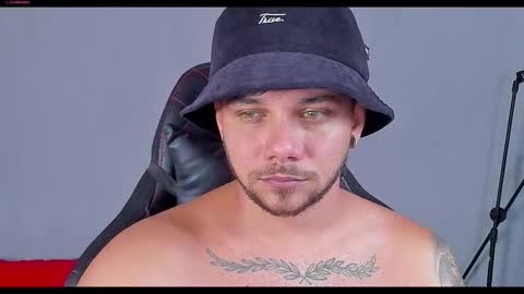 Snapshot of keninhotimagnation chatting on 2, 2, 2026 kenin online show from 2, 2, 2026