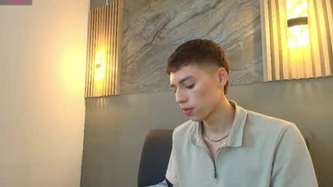 Snapshot of kenny_hank chatting on 11, 5, 2026 kenny_hank online show from 11, 5, 2026