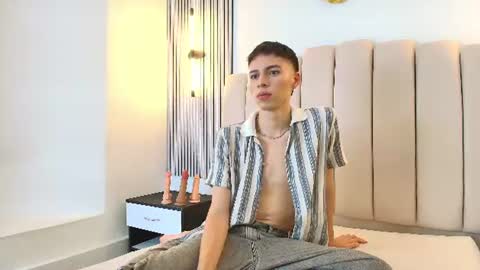 kenny_hank online show from 4, 7, 2026