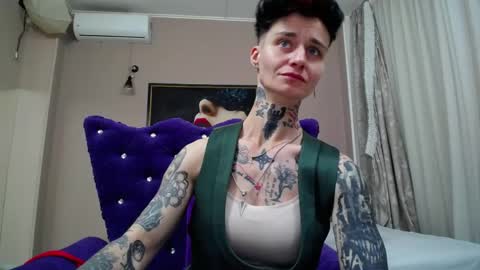 Snapshot of kennyvibe chatting on 3, 6, 2026 kennyvibe online show from 3, 6, 2026