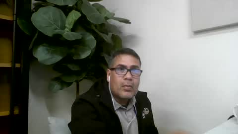 Snapshot of kenpashi1099 chatting on 5, 8, 2026 kenpashi1099 online show from 5, 8, 2026