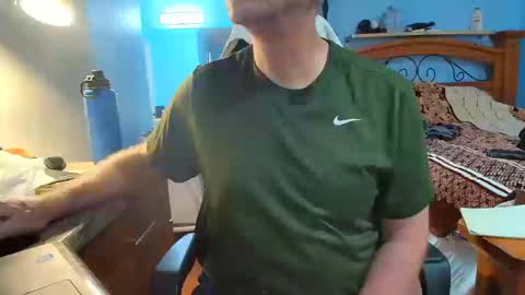 Snapshot of kent_ham chatting on 10, 10, 2025 kent_ham online show from 10, 10, 2025