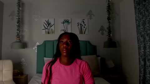 kentha_mitchells online show from 12, 1, 2025