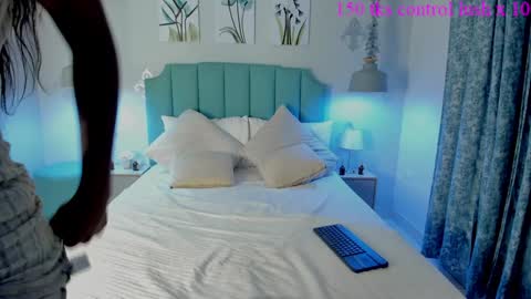 kentha_mitchells online show from 31, 1, 2025