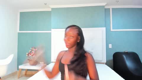 kentha_mitchells online show from 30, 9, 2025
