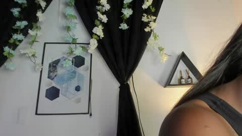 Snapshot of kentha_mitchellss chatting on 15, 5, 2026 KENTHA online show from 15, 5, 2026
