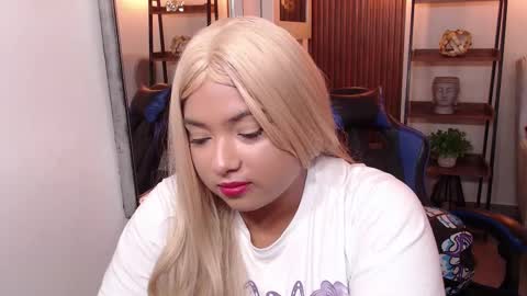 Snapshot of kenya_buhle chatting on 20, 12, 2025 Kenya Buhle online show from 20, 12, 2025