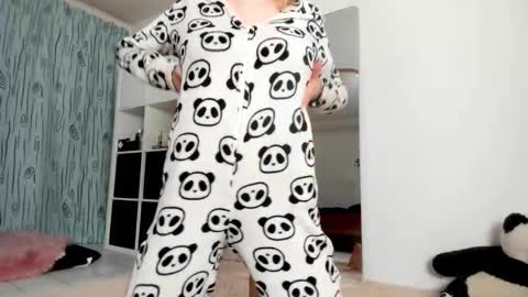 Kenzie online show from 21, 11, 2025