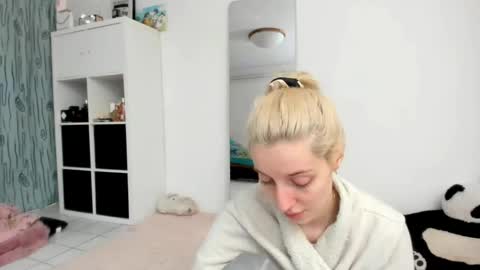 Kenzie online show from 24, 5, 2026