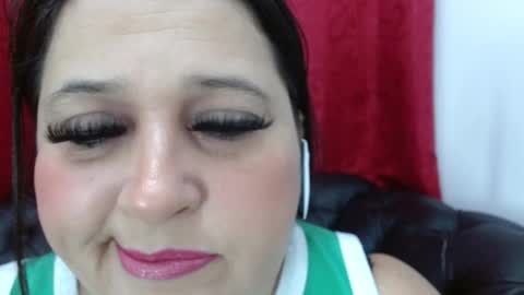 Snapshot of kerly_doll chatting on 8, 1, 2026 K E R L Y online show from 8, 1, 2026