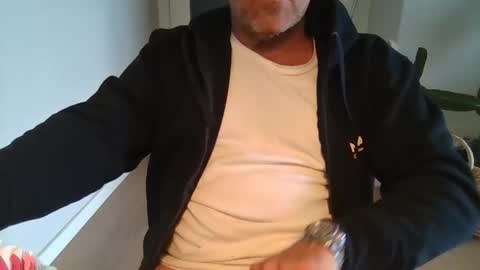Snapshot of kermitgp3 chatting on 2, 5, 2026 Anton online show from 2, 5, 2026