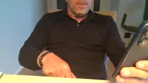 Snapshot of kermitgp3 chatting on 5, 5, 2026 Anton online show from 5, 5, 2026