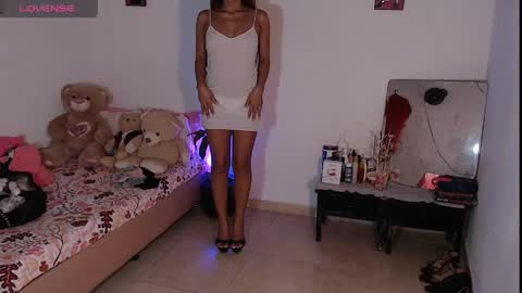Snapshot of kesha_brooks chatting on 23, 4, 2026 Mia online show from 23, 4, 2026