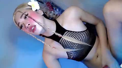 kettlyn18 online show from 14, 4, 2026