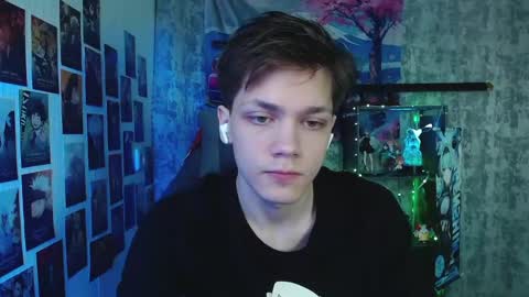 Snapshot of kevin_joestar chatting on 28, 4, 2026 Kevin online show from 28, 4, 2026