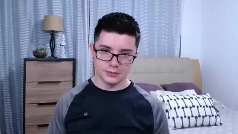 Snapshot of kevinhunts chatting on 15, 6, 2026 Kevin online show from 15, 6, 2026