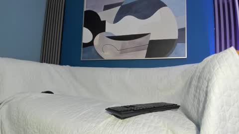 Snapshot of kevinn_blue chatting on 18, 11, 2025 Sexy Hot Kevin online show from 18, 11, 2025