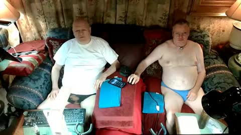 Snapshot of kevydaddyhubby2 chatting on 12, 7, 2026 kevydaddyhubby2 online show from 12, 7, 2026