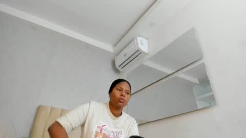 Snapshot of keyla_mejia chatting on 5, 7, 2026 Keyla online show from 5, 7, 2026