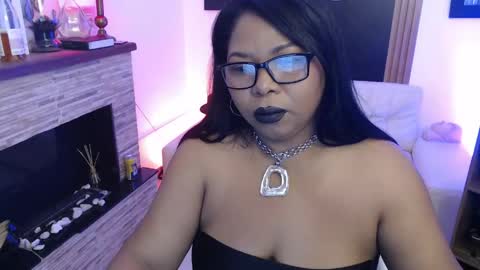 Snapshot of keylathomson chatting on 6, 6, 2026 Keyla online show from 6, 6, 2026