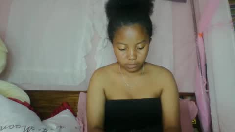 Snapshot of khaissa chatting on 25, 4, 2026 khaissa online show from 25, 4, 2026