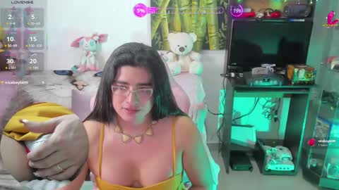 Snapshot of khalifa_gold chatting on 28, 4, 2026 Khalifa Kasumi online show from 28, 4, 2026