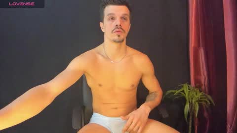 Snapshot of khatarsis2000 chatting on 6, 2, 2026 DonyBrown online show from 6, 2, 2026