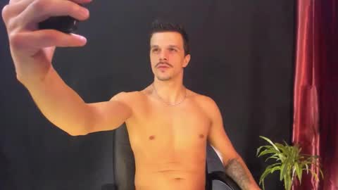 Snapshot of khatarsis2000 chatting on 16, 2, 2026 DonyBrown online show from 16, 2, 2026